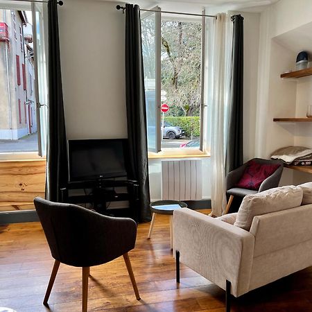Joli Appartement En Centre Ville Bagnères-de-Bigorre Buitenkant foto