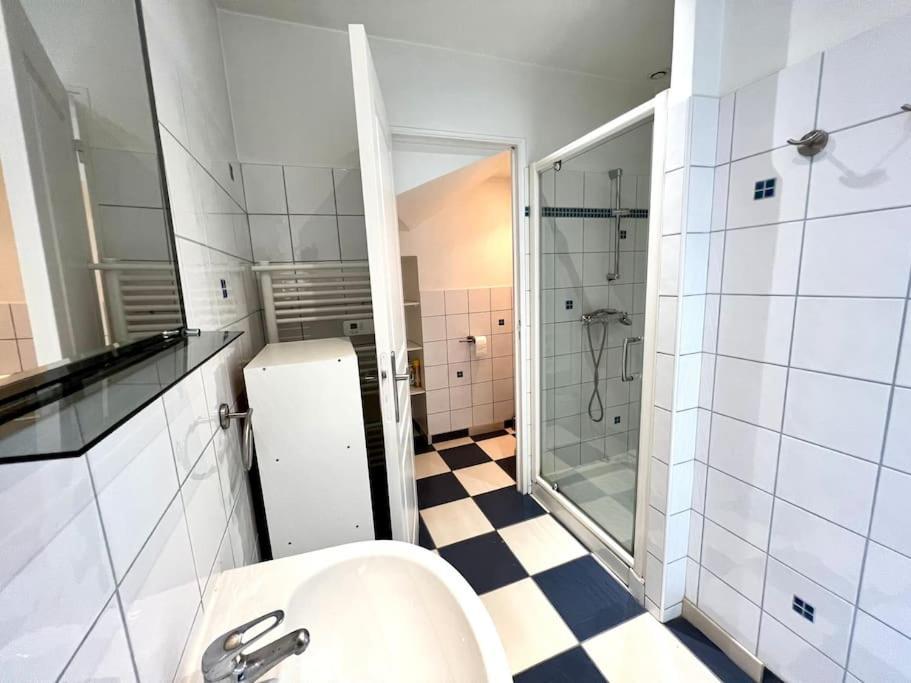 Joli Appartement En Centre Ville Bagnères-de-Bigorre Buitenkant foto